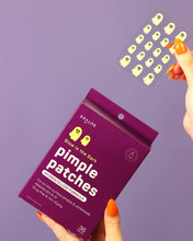 Load image into Gallery viewer, Glow in the Dark Ghosts Halloween Pimple Patches