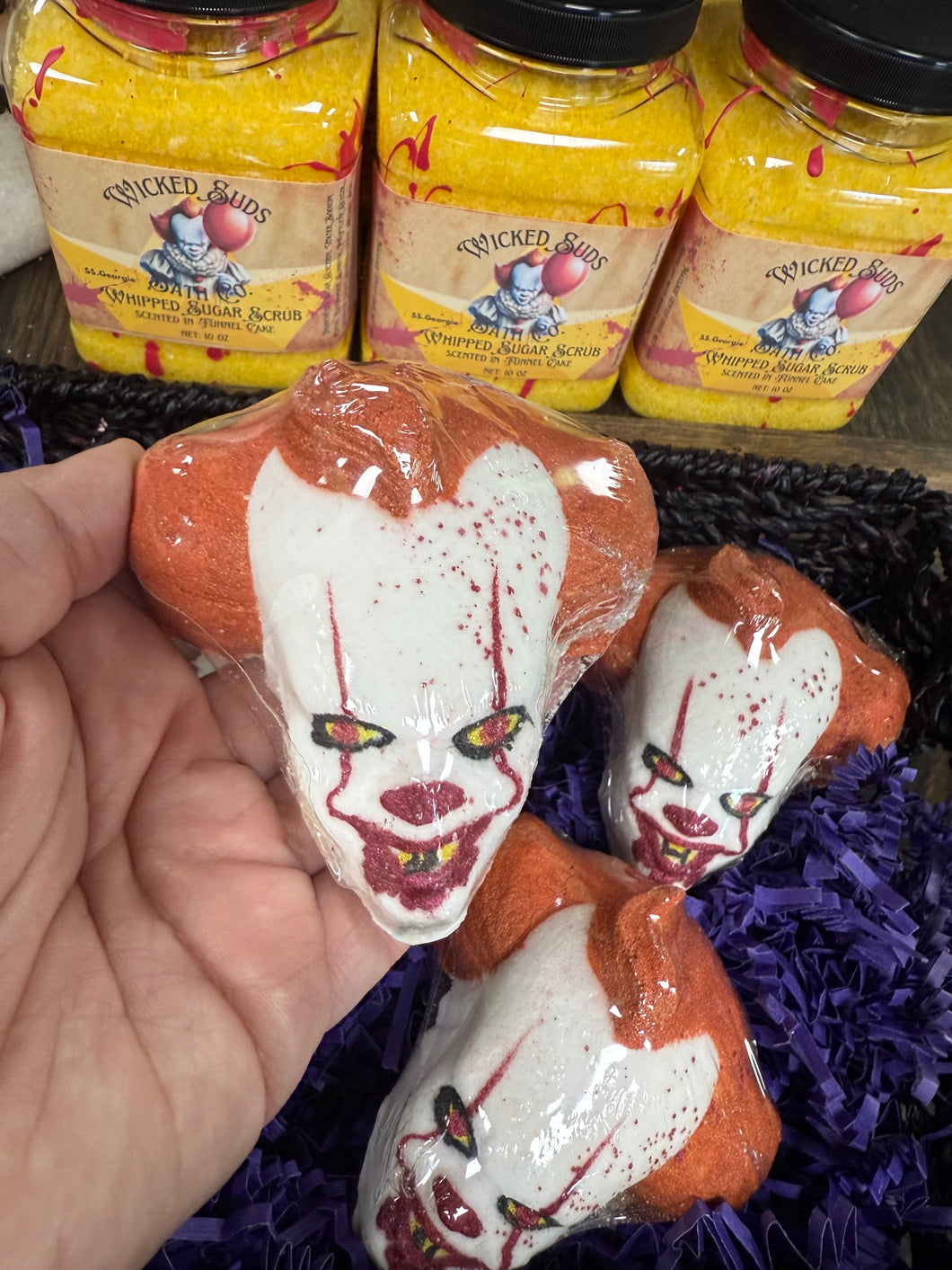 Killer Clown bath bomb
